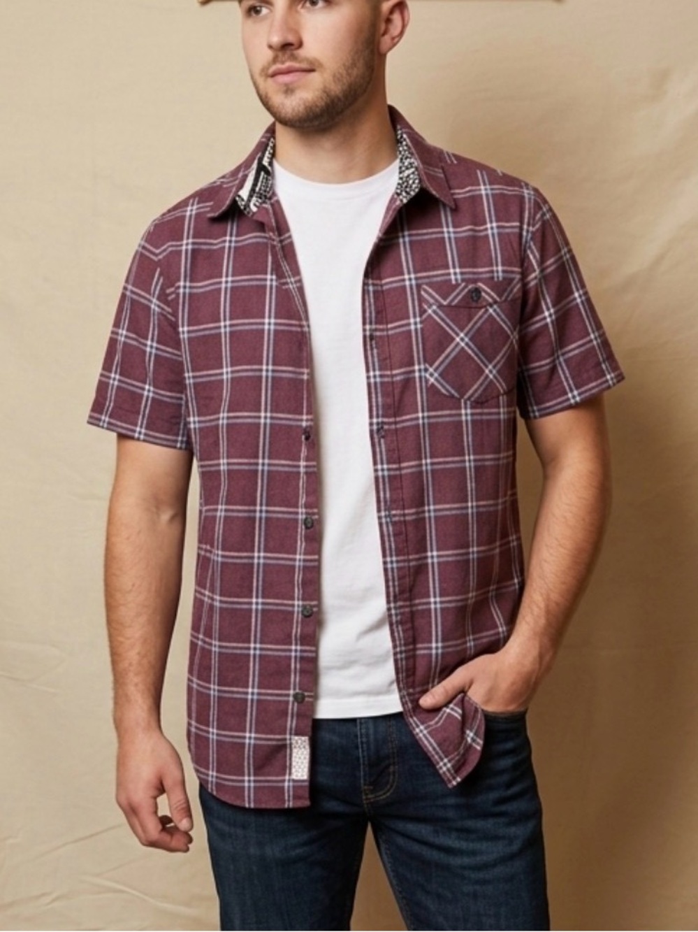 Shaun White Size L Maroon Plaid Short-Sleeve Button-Down Shirt